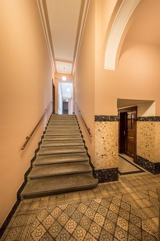 Stylish In Old Town Apartment Prag